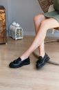 Püskül Detaylı Kalın Taban Kadın Loafer  SİYAH